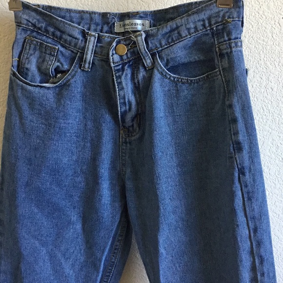 Vintage 90s Denim Mom Jeans - Picture 3 of 4